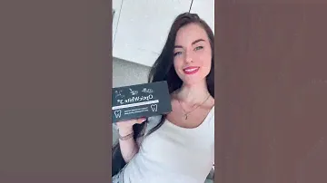 Я отбелила зубы за 30 минут и потратила всего 2990 на Optic White 3