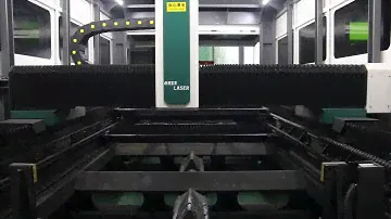 Работа автоматического сменного стола OREE LASER OR-E