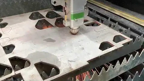 6mm Stainless Steel Fiber laser cutting by Compressed air 1500W