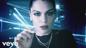 Jessie J - Laserlight ft. David Guetta (Official Video)