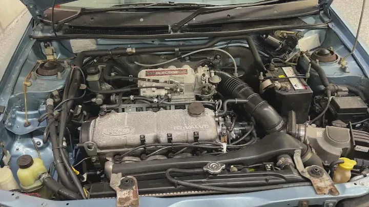 1990 Ford Laser - Engine Video