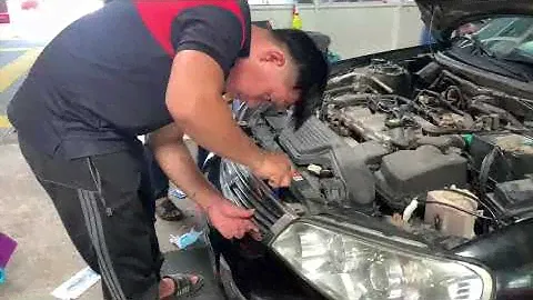 Nâng cấp ánh sáng cho Ford Laser